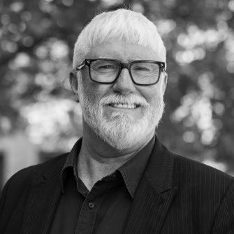 Headshot of Ian McArthur