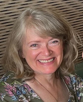 2026-01-Roslyn Jolly