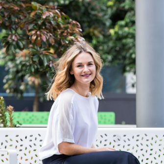 Cerys Rogers Headshot