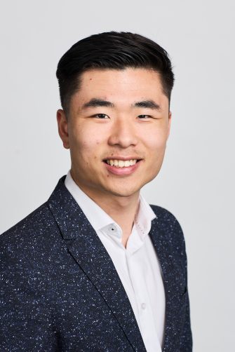 Josiah Yu Headshot