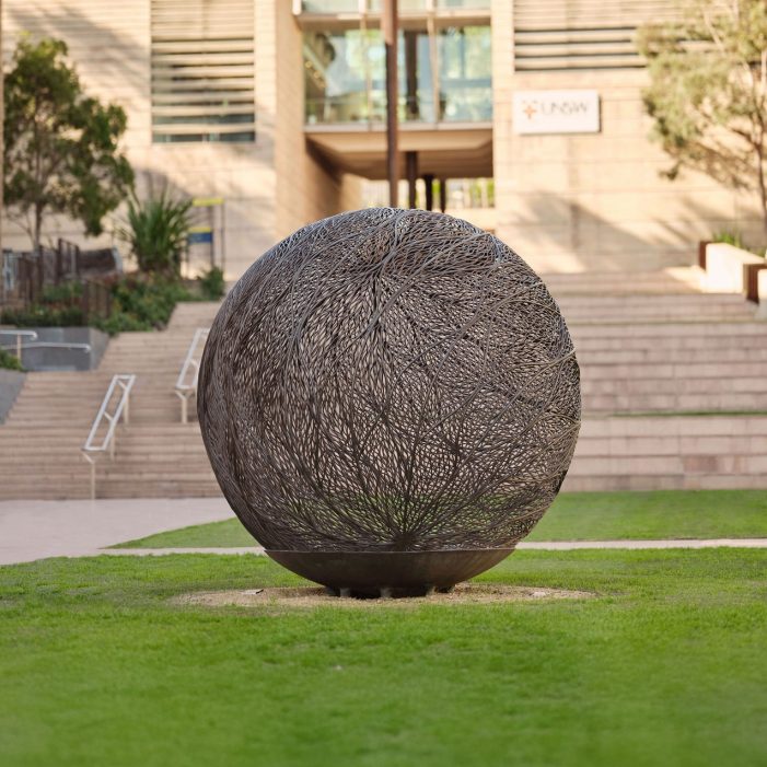 Bronwyn OLIVER Globe 2002