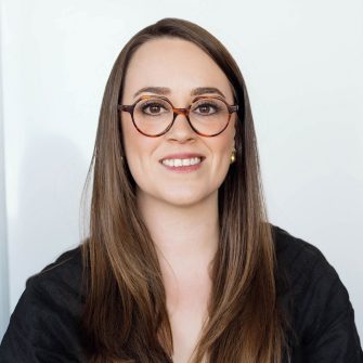 Sarah Hensel headshot