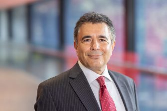 Hos Cven profile portrait