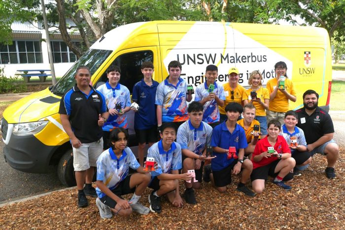 Dripstone Middle School students in Darwin made and programmed their own dancing robots with the help of UNSW’s Makerbus.