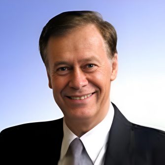 Headshot of Emeritus Prof Hartmut Kaebernick