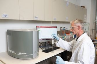 Older student in the NMR Low-Field Laboratory