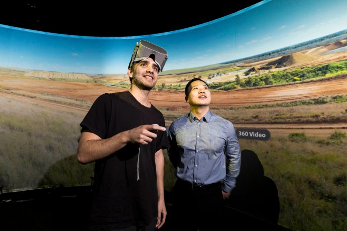 Students working with 360 Degree VR Simulator