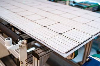 Manufacturing photovoltaic objects