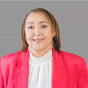 Headshot - Frannie Leautier.