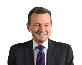 Stuart Fuller headshot