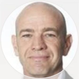 Headshot of Peter McCue