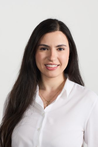 Natalie Eshow Headshot