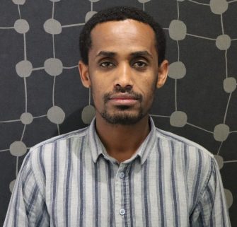 2024-08-desie-headshot