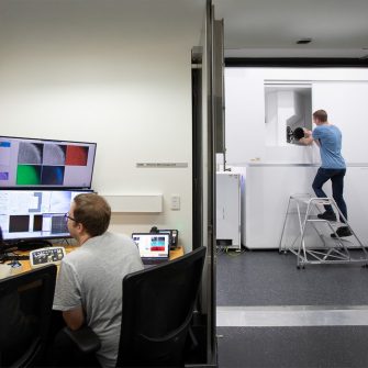 2025-02-03-joel-grand-arm-emu