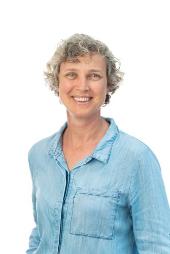 Iveta_Slapetova headshot