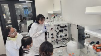 A group of researchers in advanced chromatography training at rpf facility