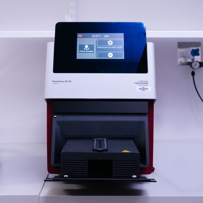 MWAC structural biology facility lab instrument