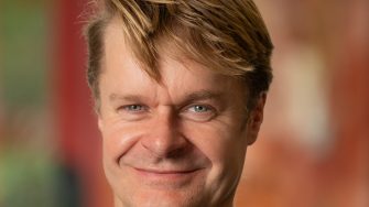 Headshot of David Warton