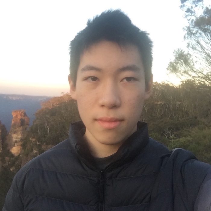 Headshot of Leon Jin