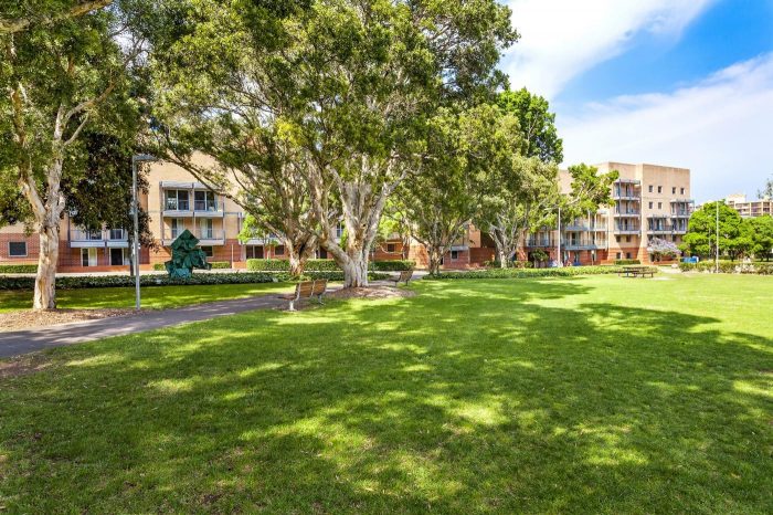 Barker Street Apartments are located on campus overlooking the lush Village Green and while most apartments are five bedroom shared living.