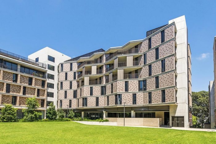 UNSW's pioneering college. Basser is all about community, variety and social impact. From charity events to cultural adventures, there’s never a dull moment! 