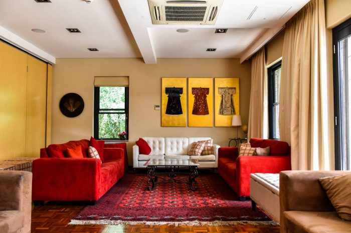 Creston College is a supportive family environment that fosters character enrichment and resilience. Affiliated with UNSW since 1970, Creston College has been home to many university women students who have given back to society through service and leadership.