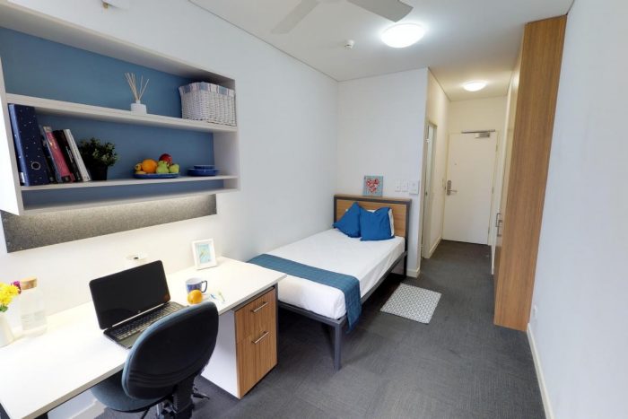 The largest of The Kensington Colleges, Baxter was established in 1966 and is named after the first Vice-Chancellor of UNSW, Philip Baxter. Diversity is at the heart of the College and the layout promotes residents to form close-knit relationships within their floor and the rest of the College. On the sporting field, Baxter has proven to be a formidable force and many an inter-college rivalry has formed!