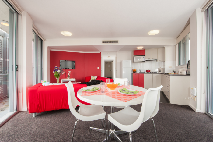 Jacaranda Hall, is student accommodation designed to provide a secure and comfortable living environment for students.  Each bedroom in our UNSW apartments has a large study desk, ample storage space and a very comfortable king size single bed.