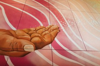 Carmen Glynn-Braun, Dennis Golding, Kirra Weingarth - In her hands