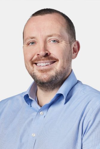 Andy Symington headshot