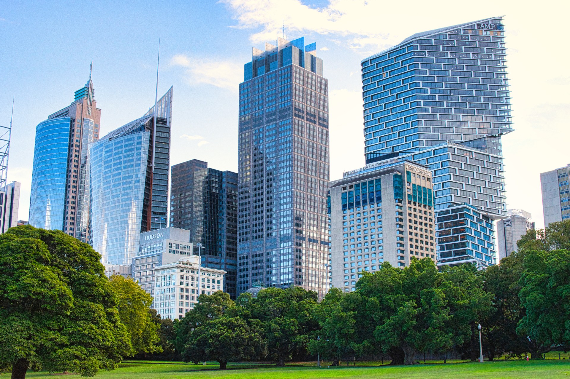  Sydney Skyline view from the Royal Botanic Gardens. It is the most central of the three major botanical gardens open to the public in Sydney. 