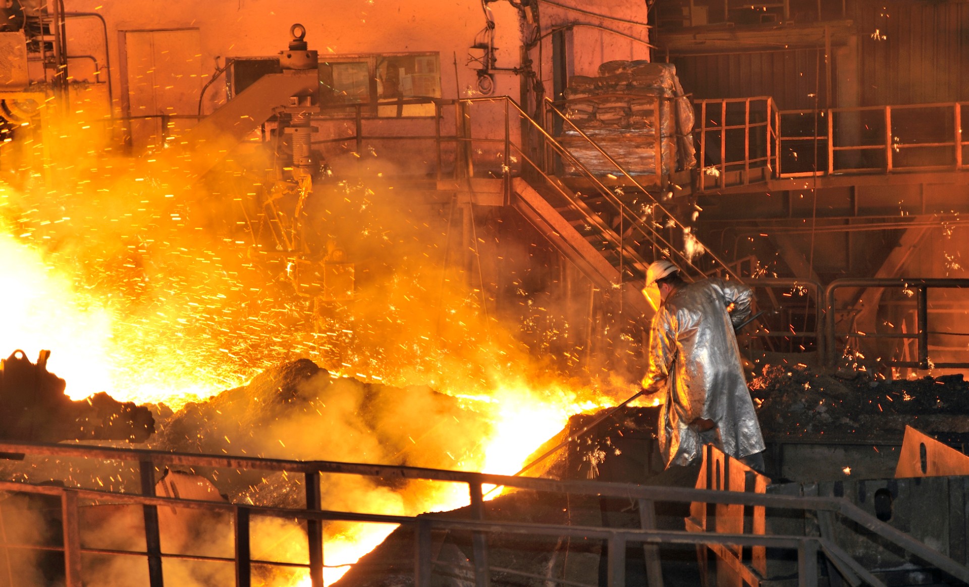 plant for the production of iron and steel