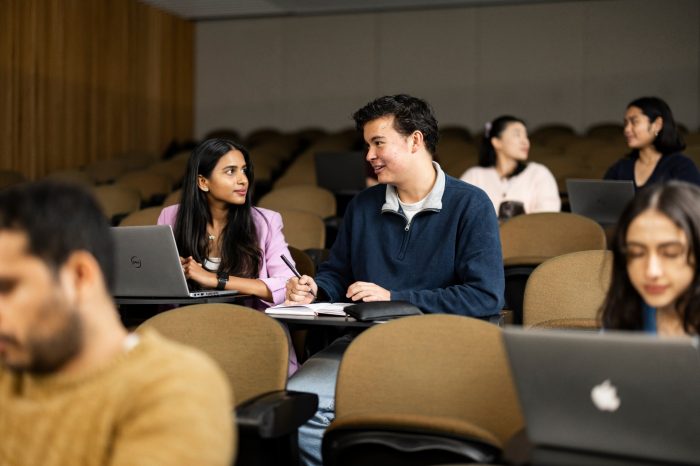 Students at UNSW Sydney Kensington campus