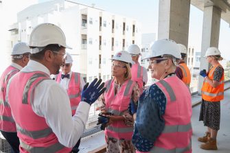 Robbie Fennell and Dr Peter Tyree AM, Tyree Foundation, tour the Randwick Health and Innovation Precinct site where Tyree IHealthE will be situated, with Vlado Perkovic, Dean of Medicine, UNSW Sydney and the inaugural Deputy Director of Tyree IHealthE, Prof. Laura Poole-Warren. The Tyree Foundation Institute of Health Engineering (Tyree IHealthE) 