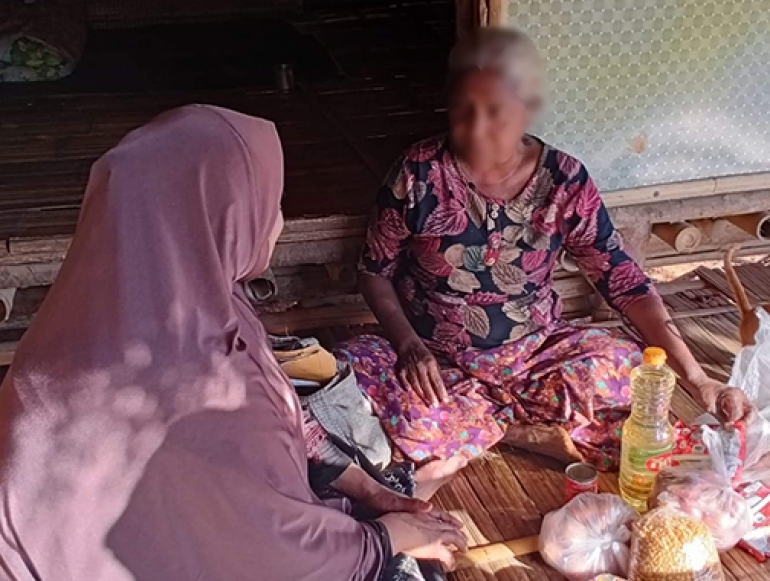 Women sitting on the floor