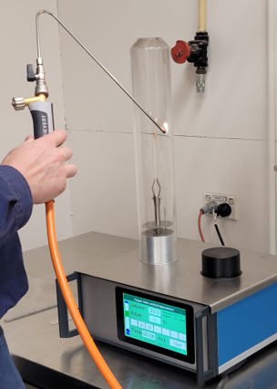 Scientist using pyrometric device